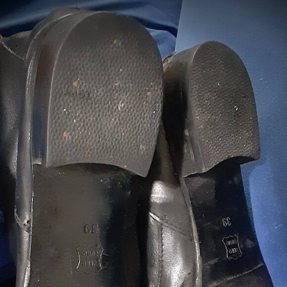 Gianfranco Ferré Black Leather Midcalf Boot - Picture 11 of 11